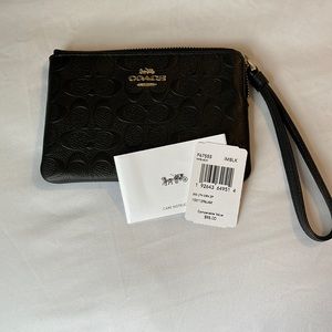 Small Coach wristlet